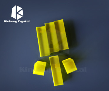 60 الفوتون الناتج GAGG Scintillator Crystal لفحص حاوية الطاقة العالية